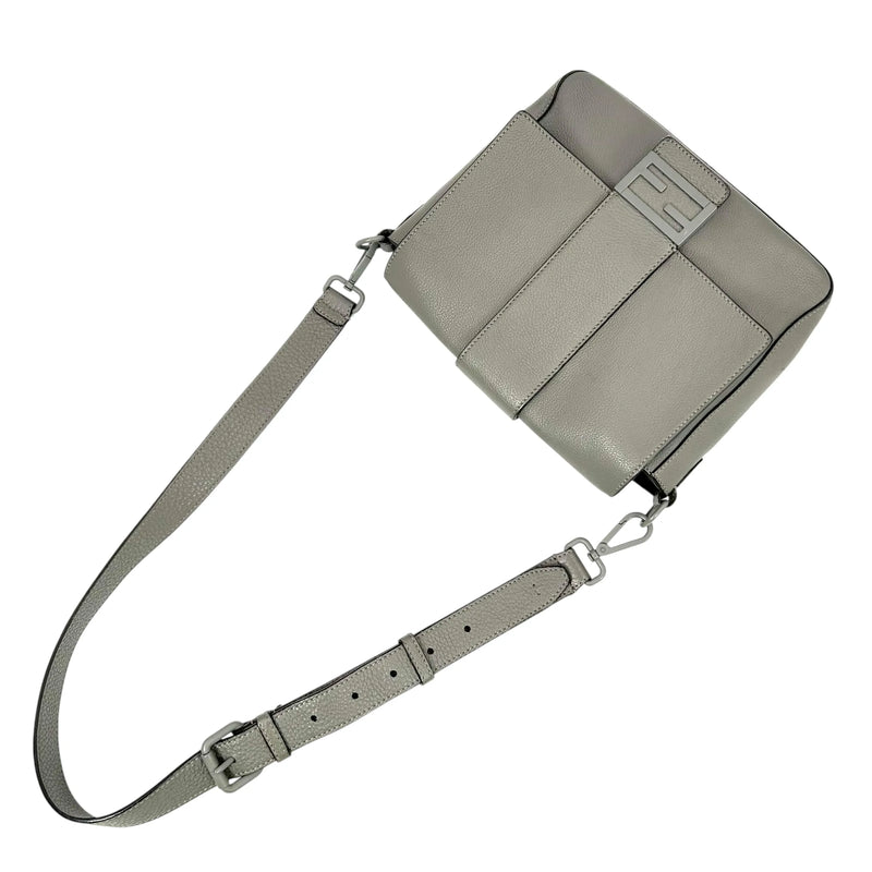 FENDI Baguette Messenger Bag Leather Shoulder Bag - Grey 