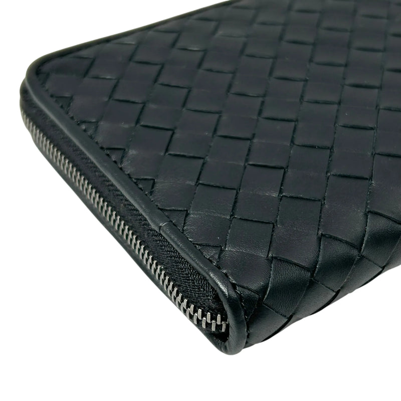 BOTTEGA VENETA Intrecciato Leather Round Zip Long Wallet - Black 