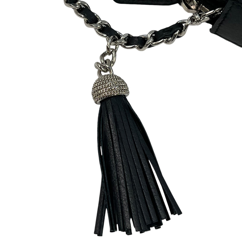 CHANEL Chevron Lambskin Chain Wallet - Black 