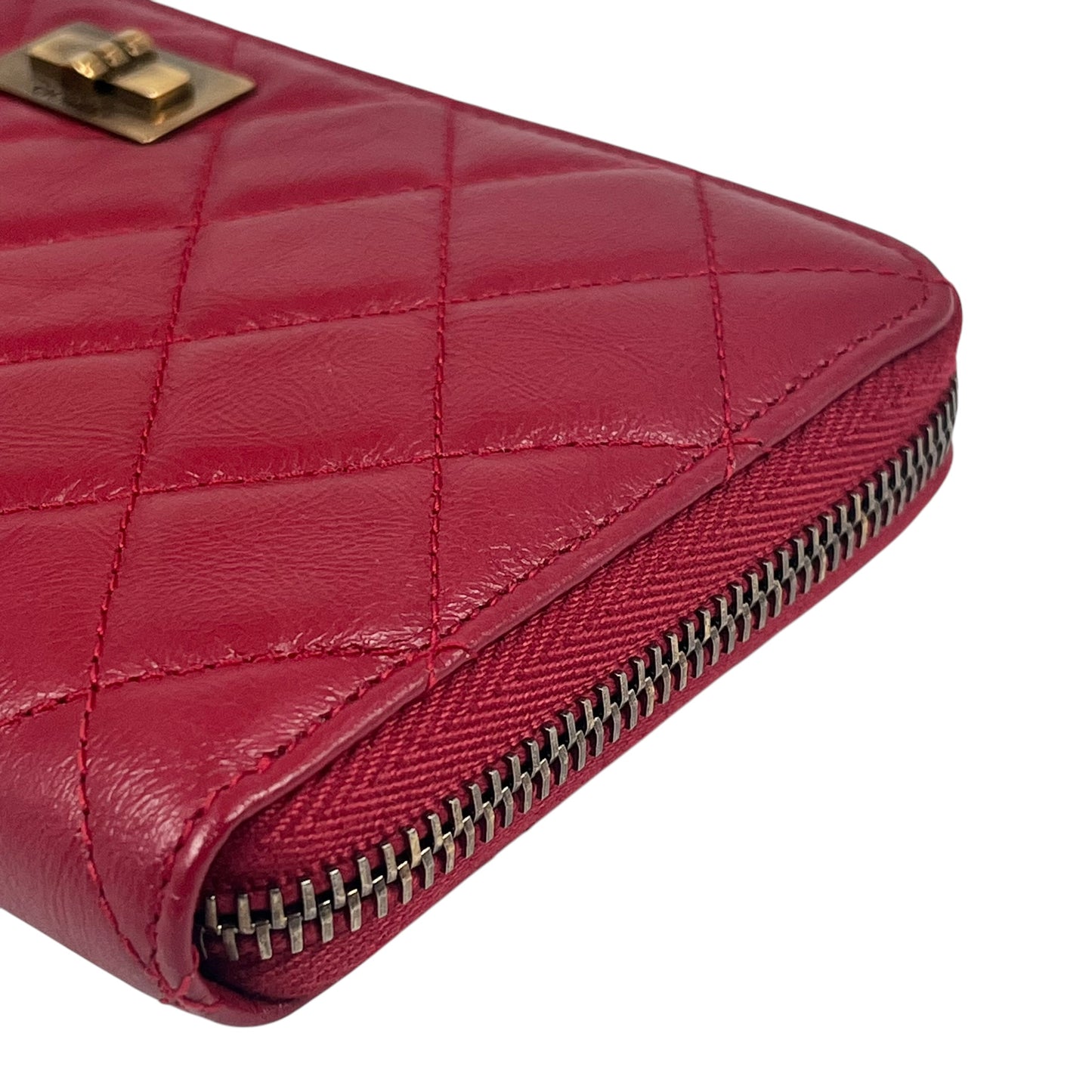 CHANEL Matelasse 2.55 Round Zip Long Wallet - Red 