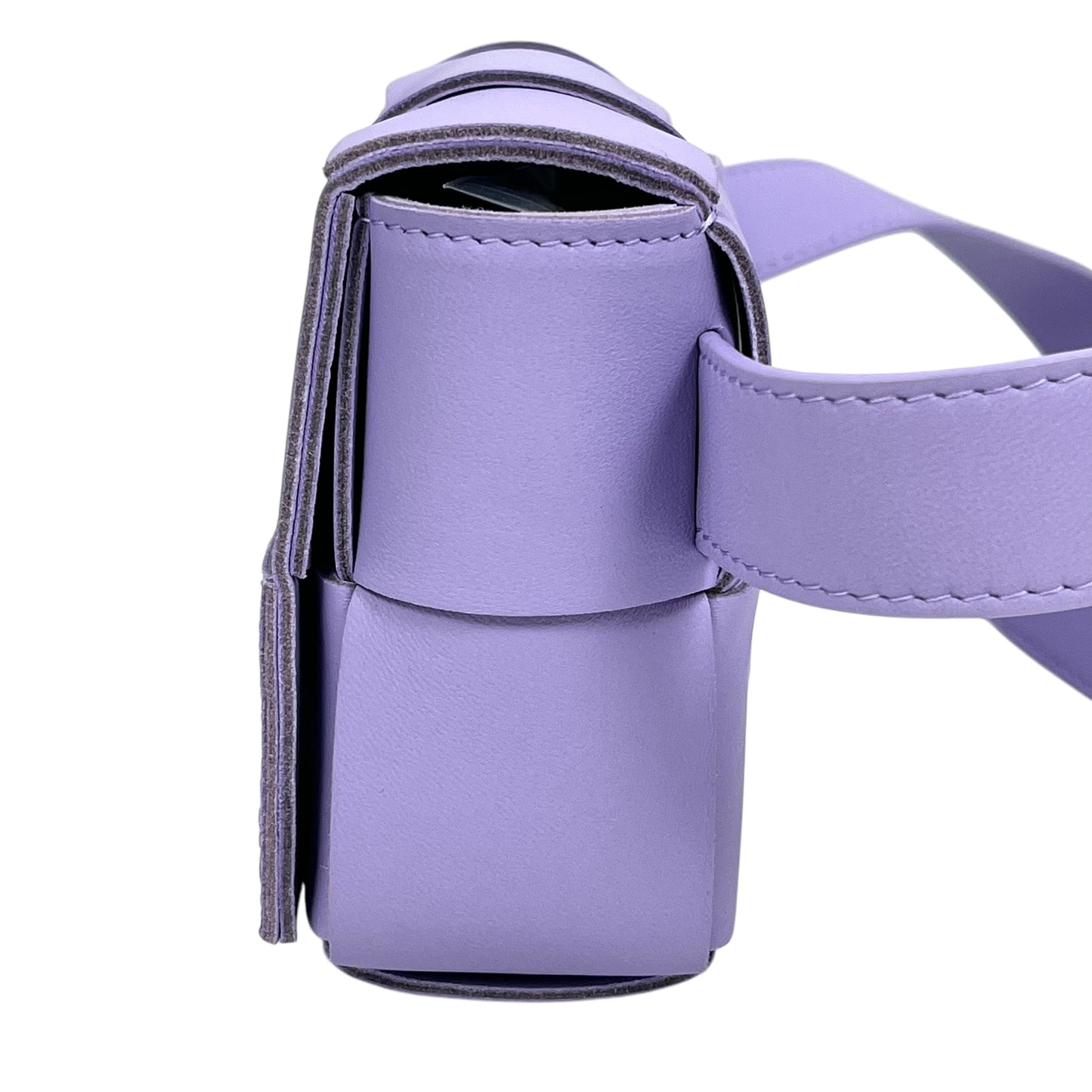 Bottega Veneta Maxi Intrecciato Cassette Mini Shoulder Bag - Purple 