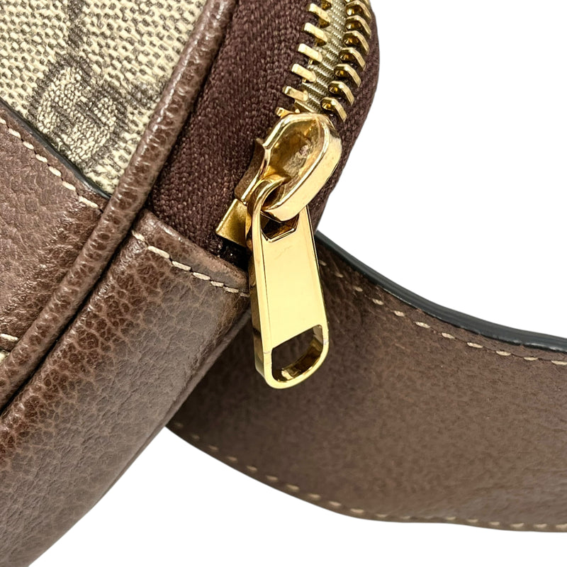 GUCCI GG Supreme Canvas Body Bag - Brown