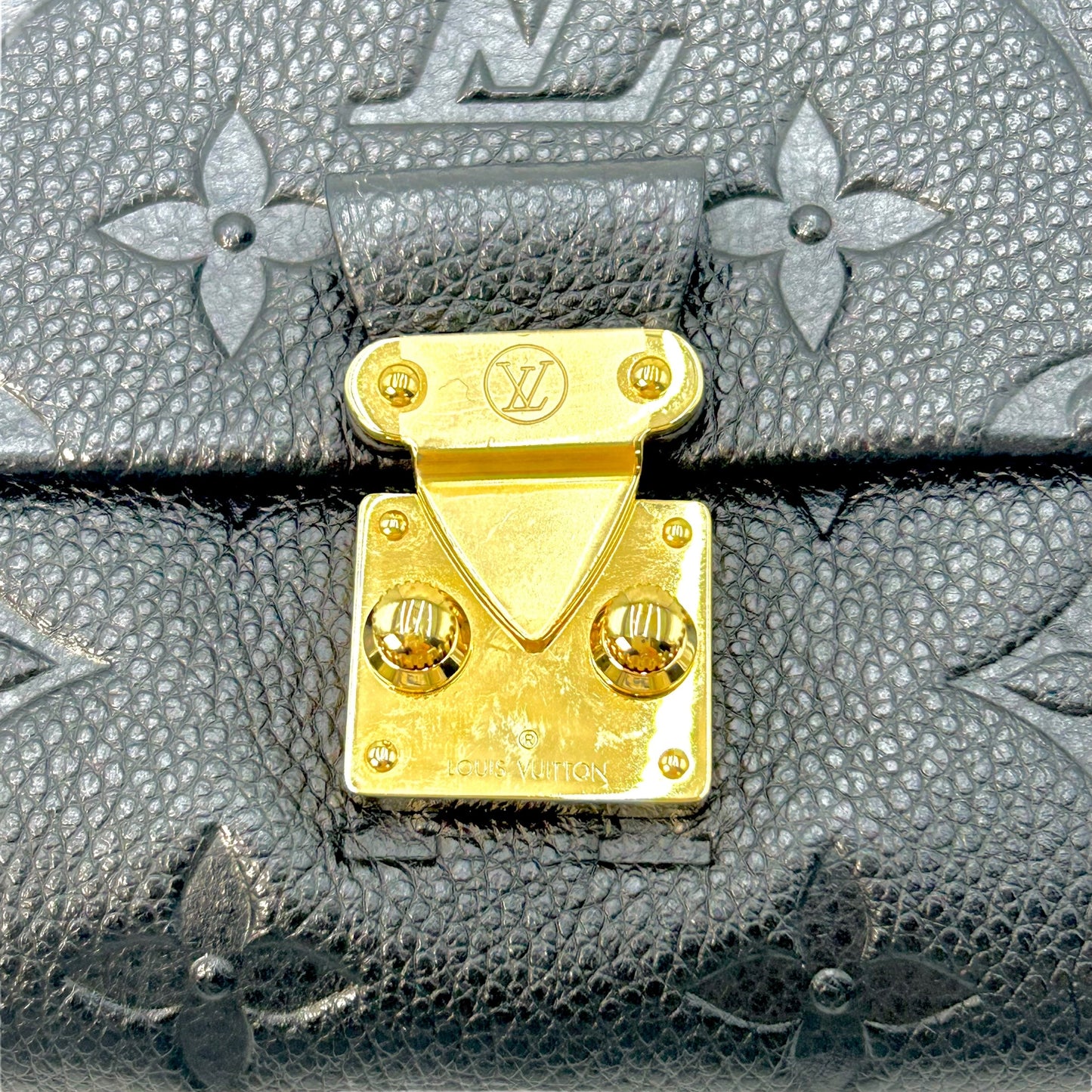 Louis Vuitton Monogram Empreinte Portefeuille Metis Tri-fold Compact Wallet - Noir Black 
