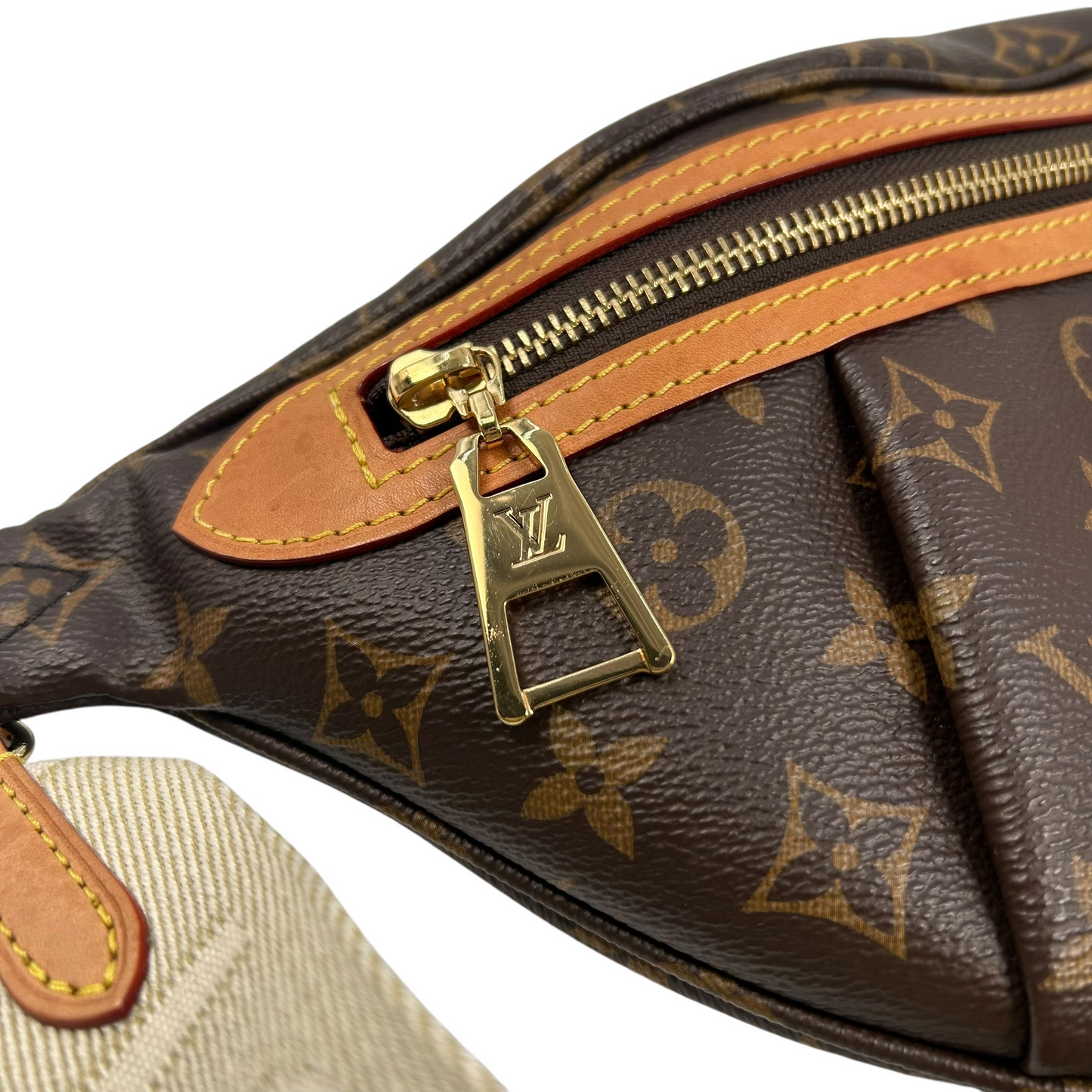 Louis Vuitton Monogram Canvas High Rise Bum Bag - Brown 