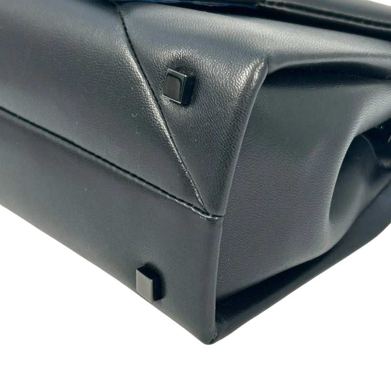 VALENTINO Garavani One Stud Handbag/Shoulder Bag - Black 