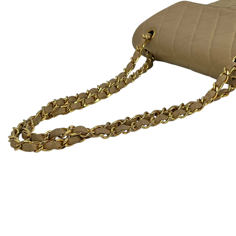 CHANEL 2.55 イーストウエスト マトラッセ チェーンショルダーバッグ - ベージュ