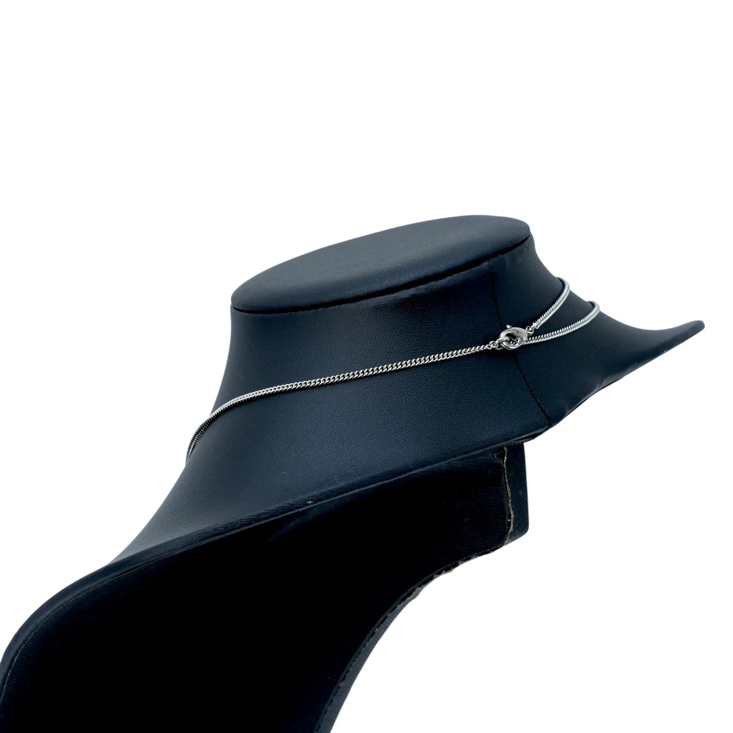 CHANEL キャット ペンダント ネックレス B16K - メタル