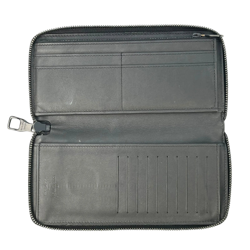 Louis Vuitton Vertical Monogram Taurillon Zippy Long Wallet - Black 