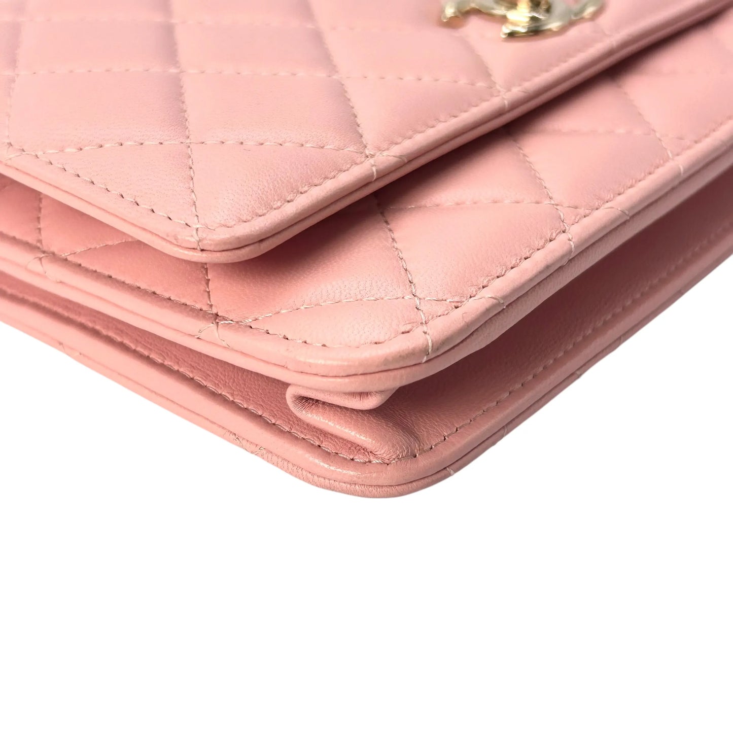 CHANEL Lambskin Chain Wallet - Baby Pink 