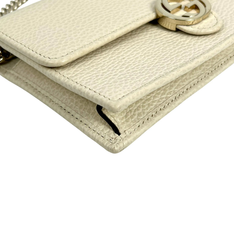 GUCCI Interrocking G Chain Wallet Shoulder Bag - Cream White 
