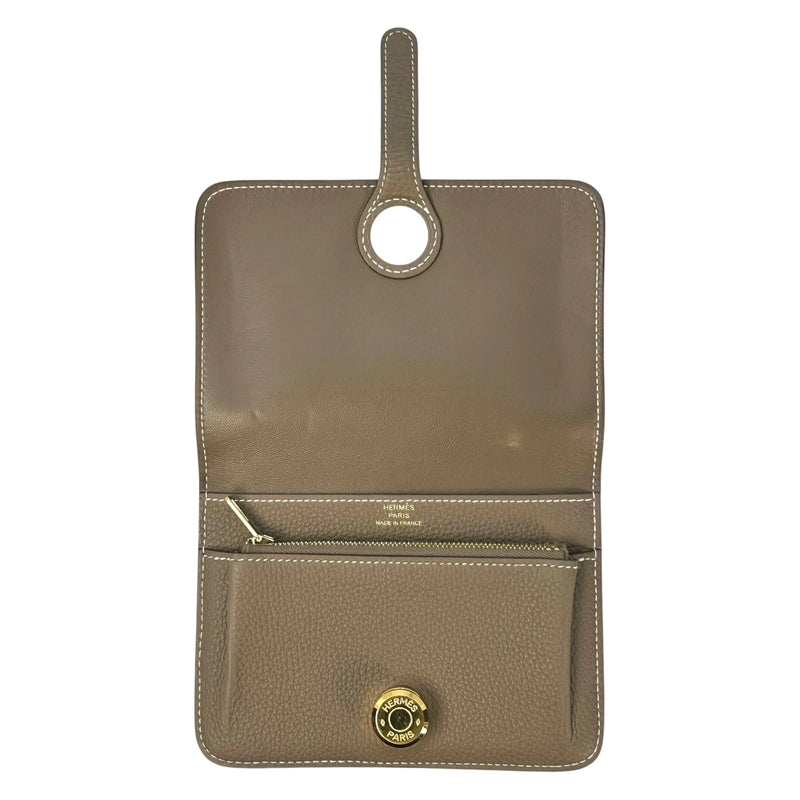 Hermes ドゴン ドゴ コンパクトウォレット 二つ折り財布 カードケース Z刻印 (2021) - ブラウン