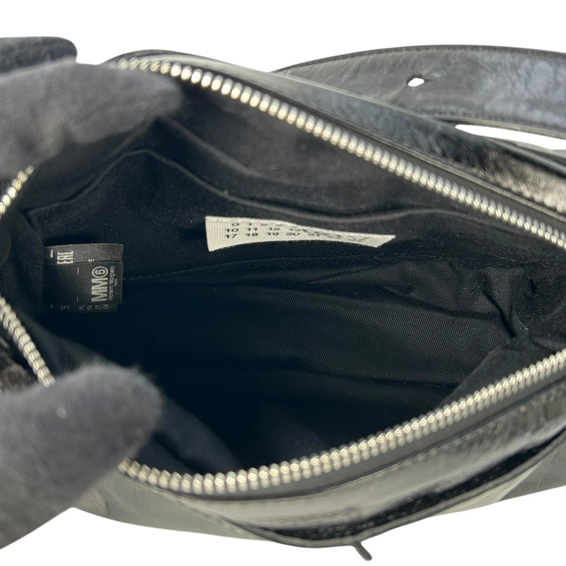 Maison Margiela Leather Shoulder Bag - Black 