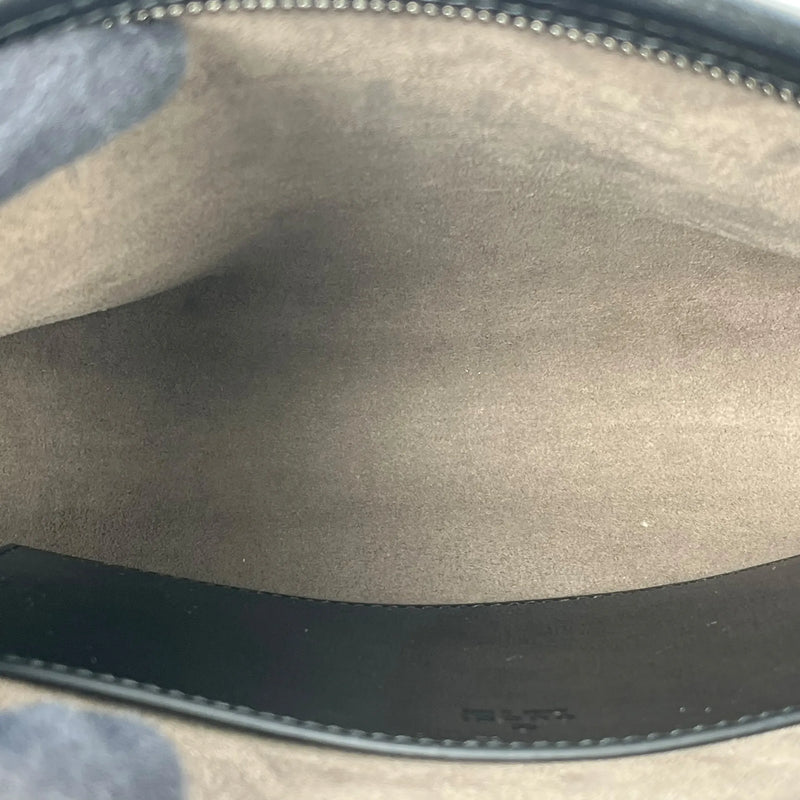 GUCCI GGスプリームキャンバス インターロッキングG クラッチバッグ - ブラック