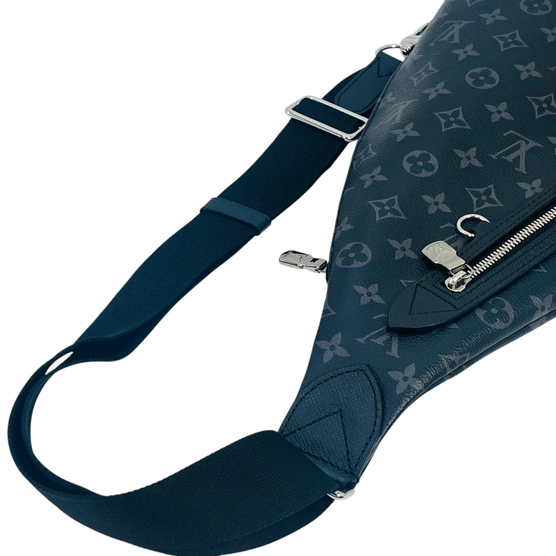 Louis Vuitton Monogram Duo Sling Body Bag - Black 