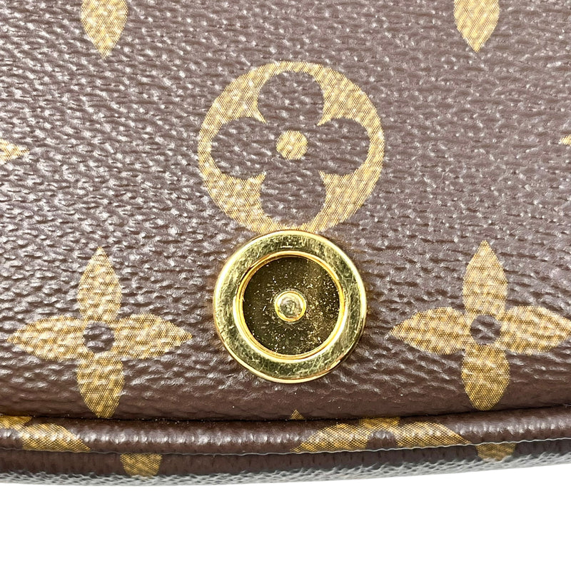 Louis Vuitton Monogram Canvas Saumur BB Handbag - Brown 