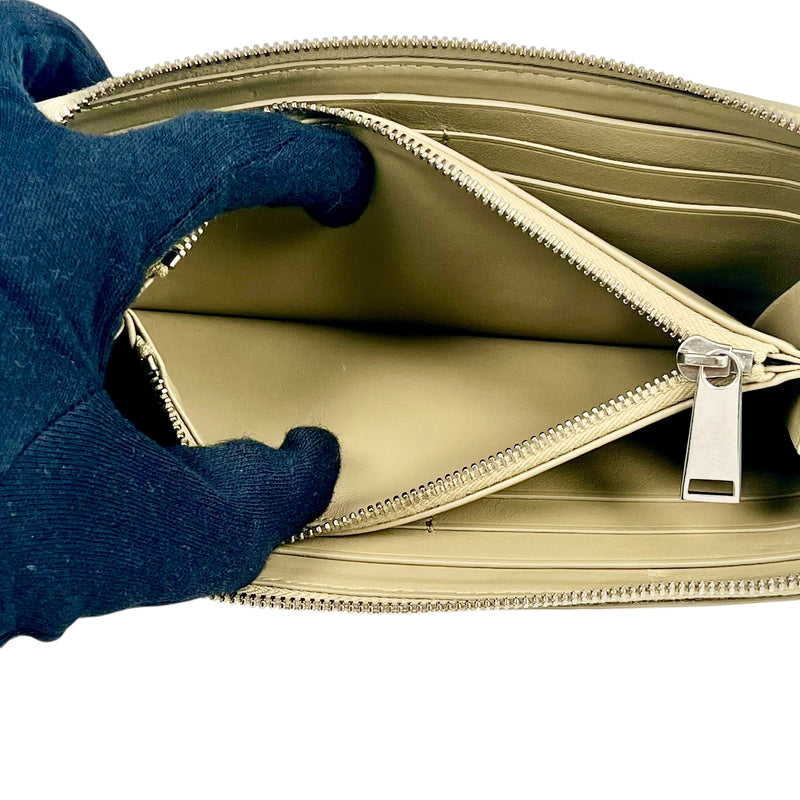 Bottega Veneta Maxi Intrecciato Zip Around Long Wallet - Beige 