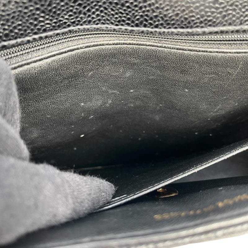 CHANEL マドモアゼル キャビアスキン チェーンショルダーバッグ - ブラック