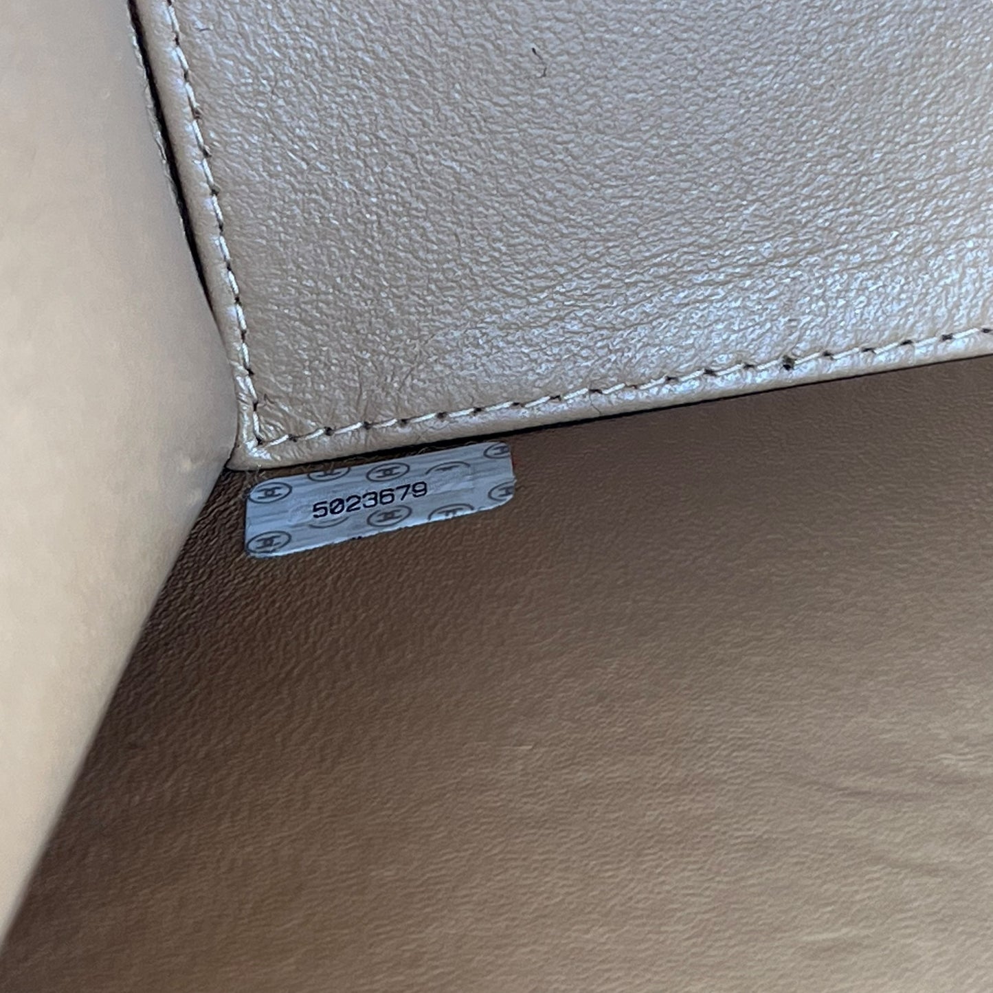 CHANEL Matelasse 30 Caviar Leather Chain Shoulder Bag - Brown 