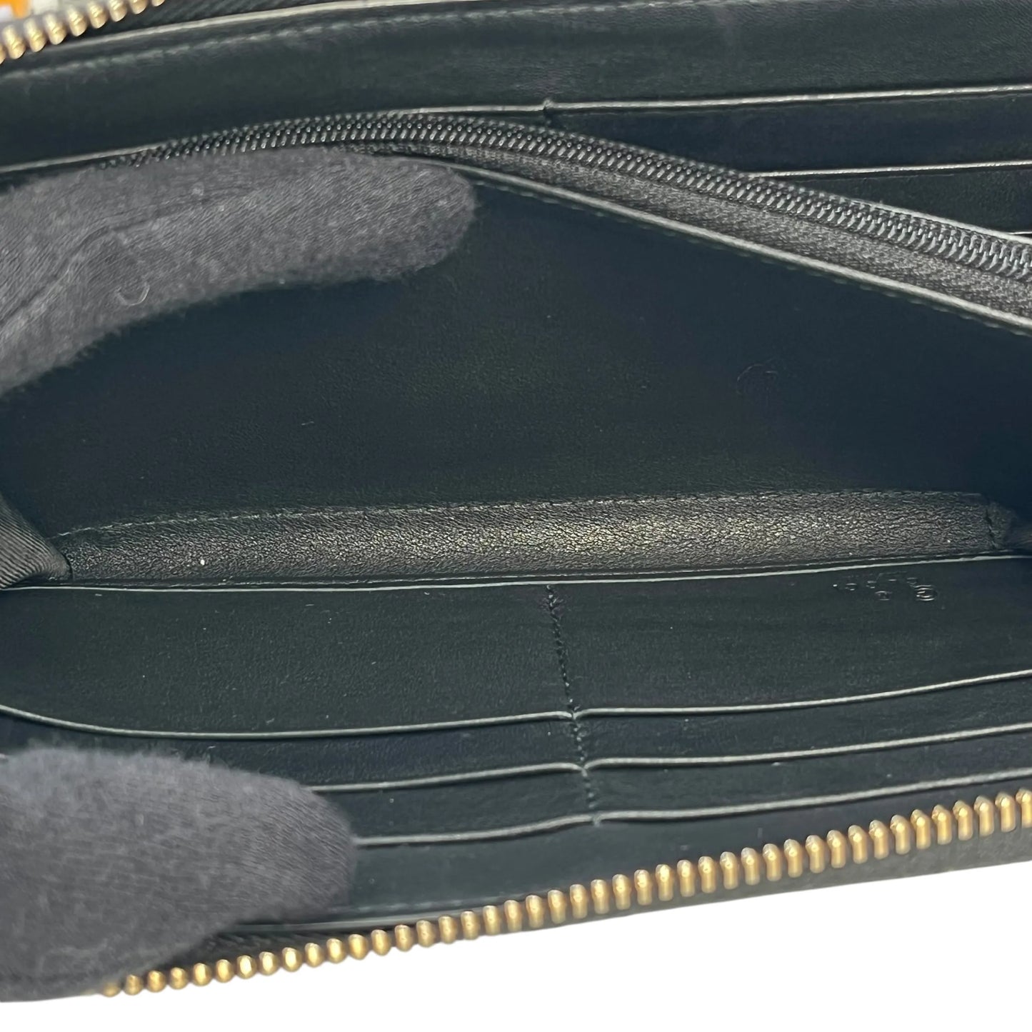 GUCCI Micro Guccissima Round Zip Long Wallet - Black 