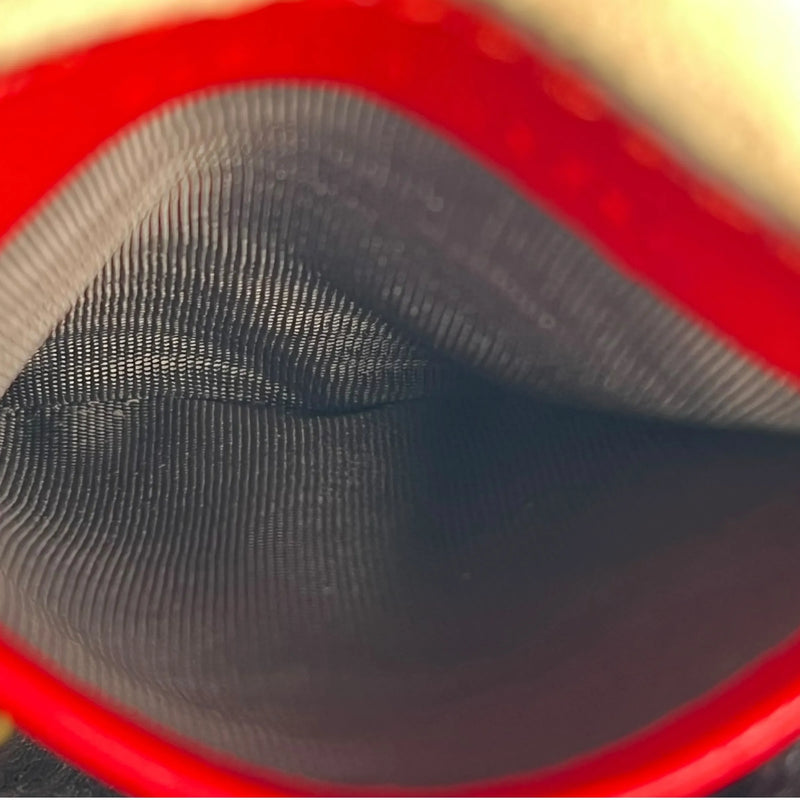 GUCCI GG Marmont Mini Bucket Bag Shoulder Bag - Red 