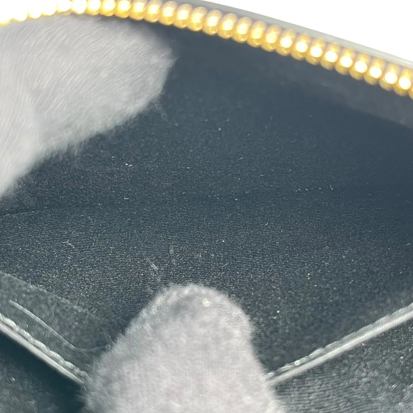 Saint Laurent YSL Logo Pouch - Black 