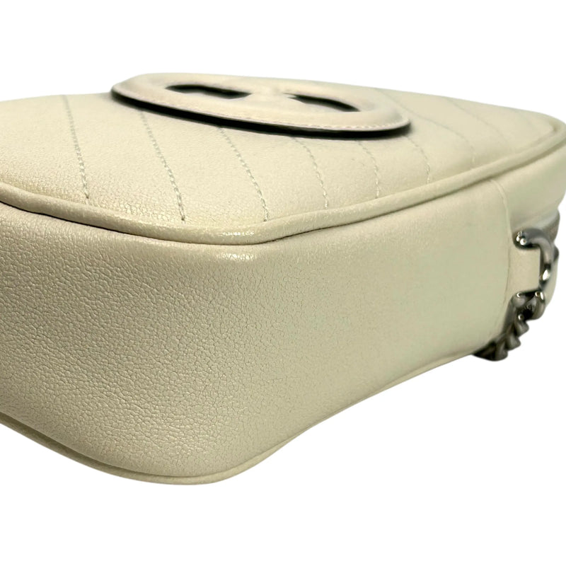 GUCCI Blondie Shoulder Bag - White 