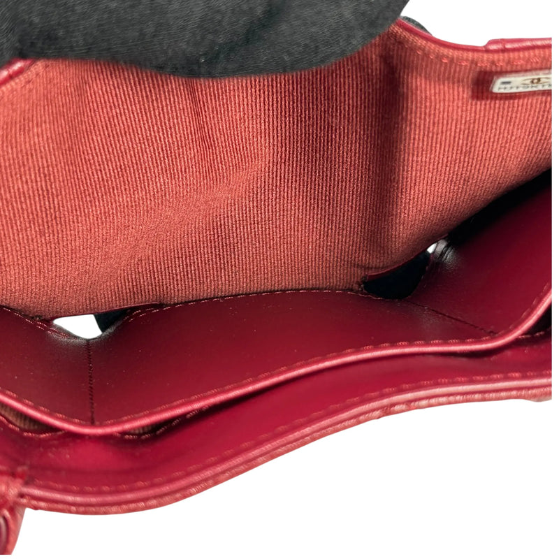 CHANEL マトラッセ シャネル 19 三つ折り財布 コンパクトウォレット - レッド