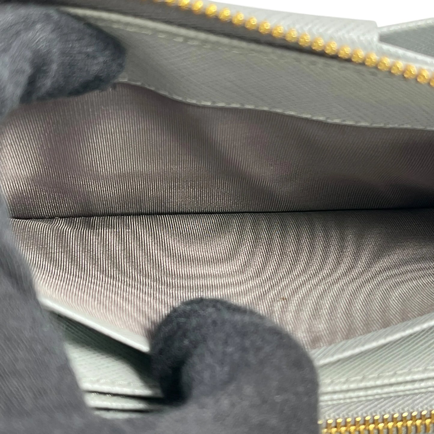 PRADA サフィアーノ リボンモチーフ 長財布 ロングウォレット - グレー