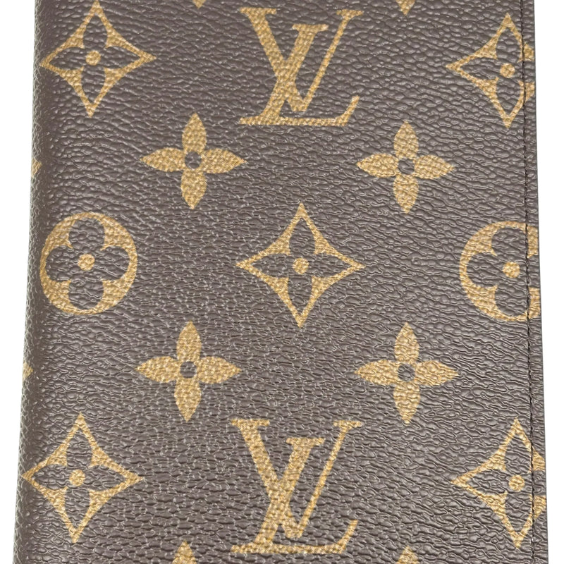 Louis Vuitton Couverture Passport NM Monogram Canvas Card Case - Brown 