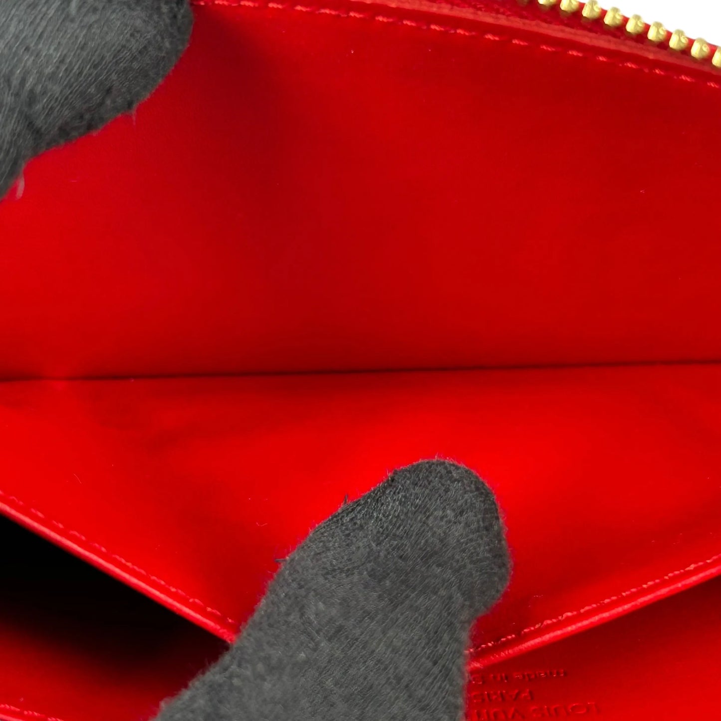 Louis Vuitton Monogram Vernis Zippy Wallet Long Wallet - Red 