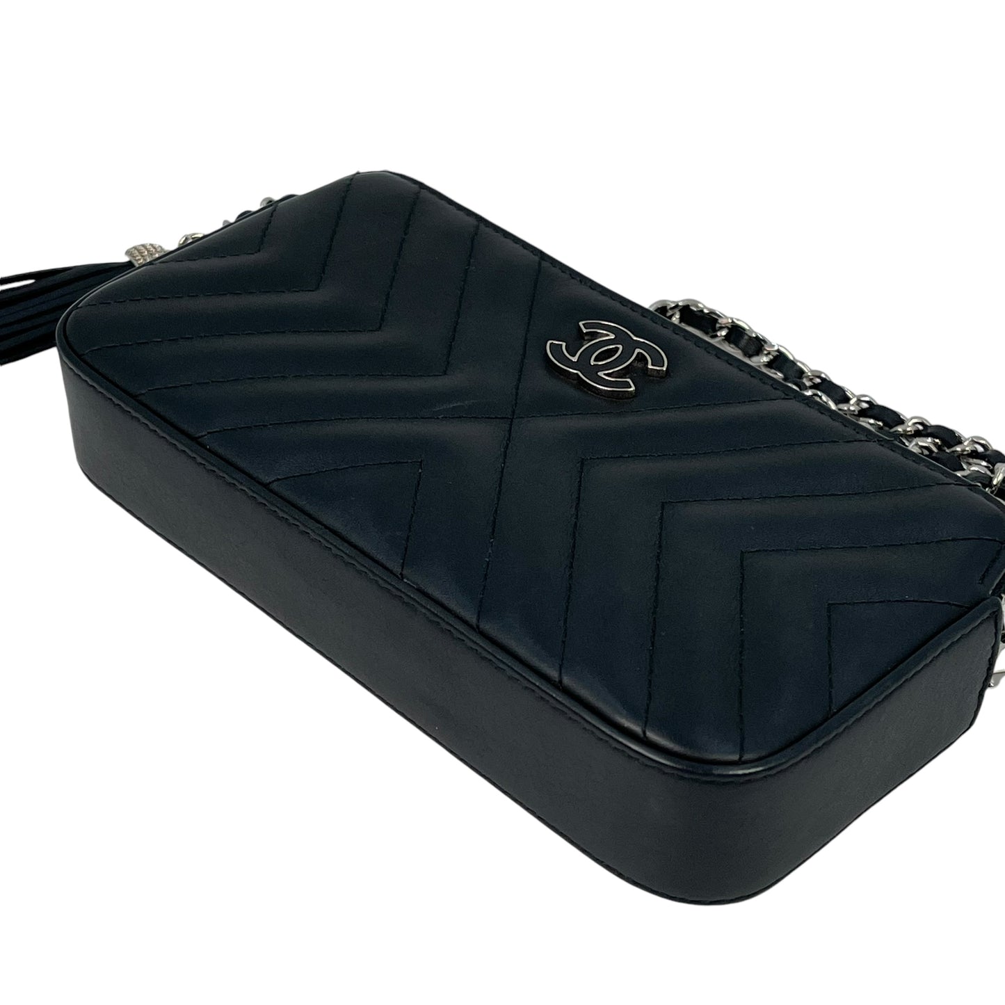 CHANEL Chevron Lambskin Chain Wallet - Black 