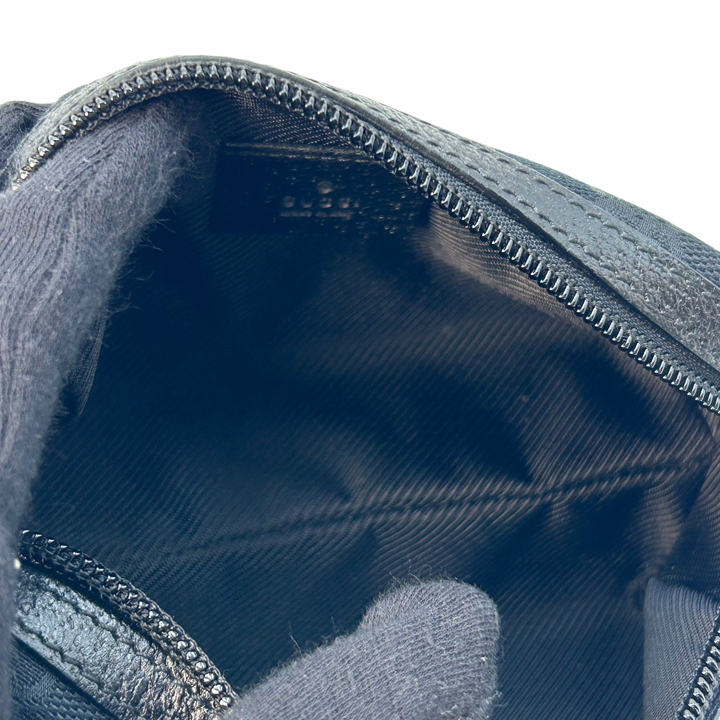 GUCCI GG Canvas Pouch - Black 