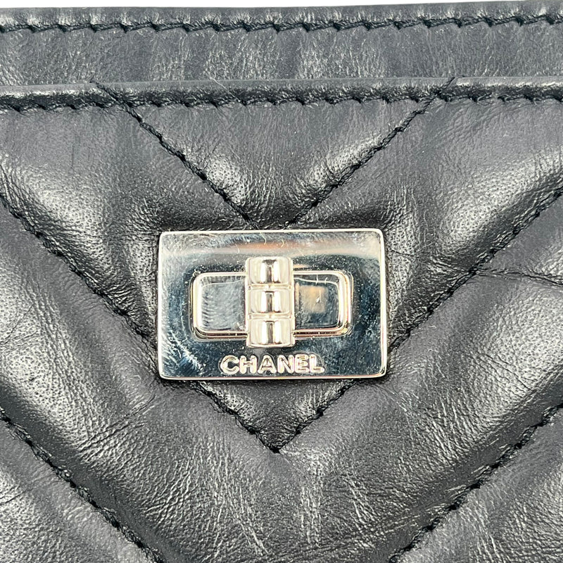 CHANEL 2.55 シェブロン キルテッド カードケース - ブラック