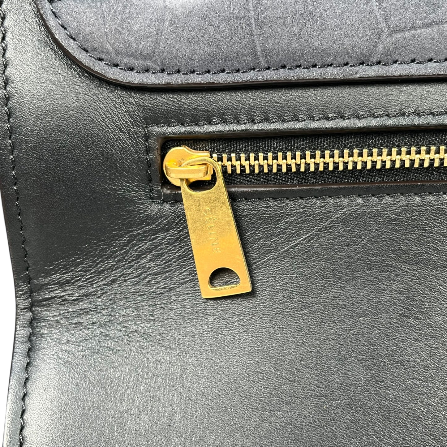 CELINE Trapeze Handbag - Navy Blue 