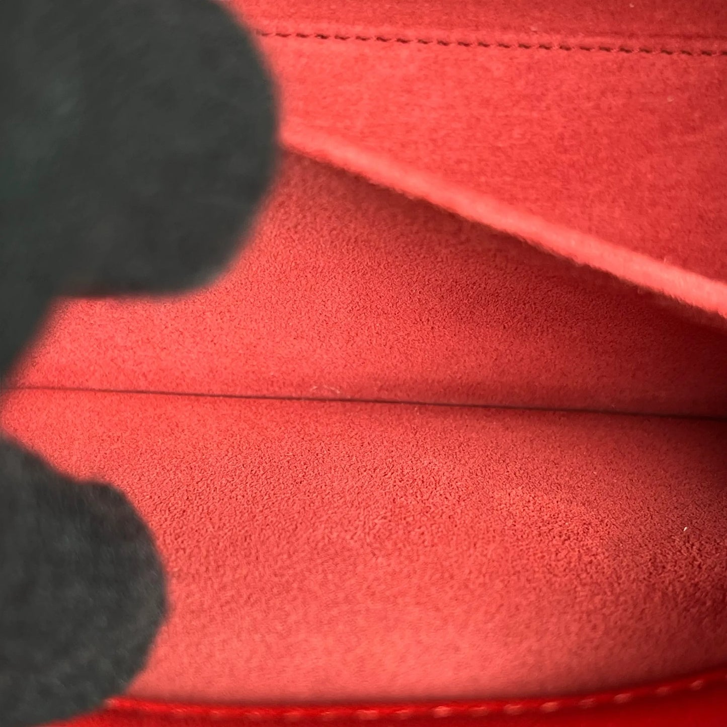 Dior Lady Dior Small Handbag - Red 