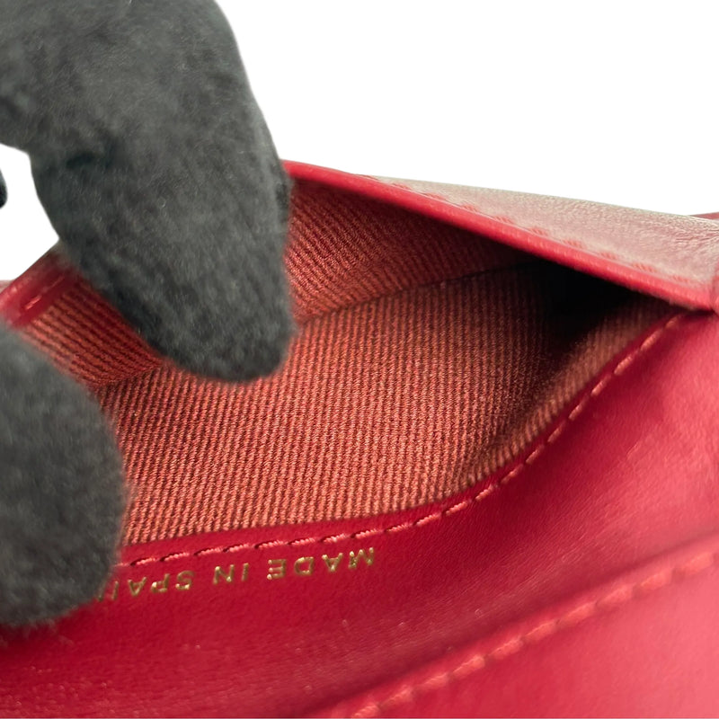 CHANEL マトラッセ シャネル 19 三つ折り財布 コンパクトウォレット - レッド