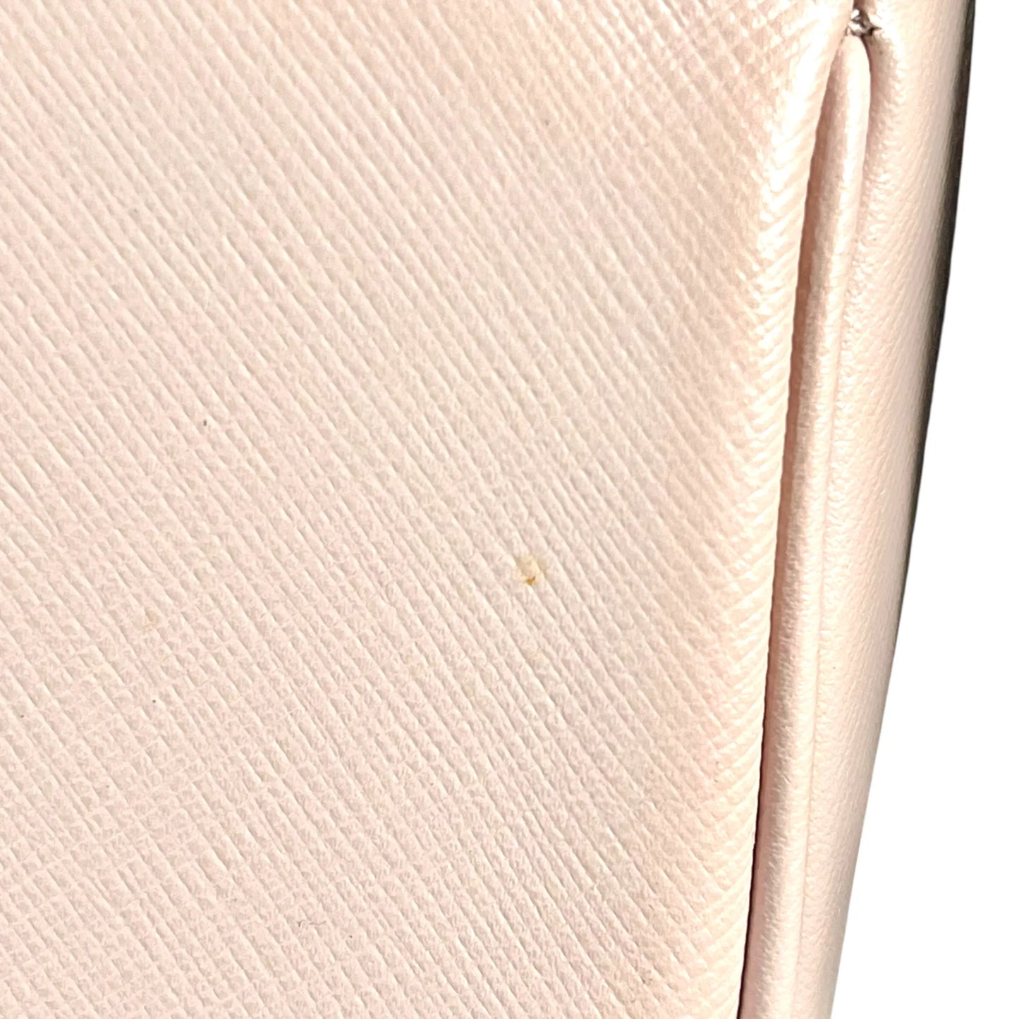 Ferragamo Gancini Leather Shoulder Bag - Pink 