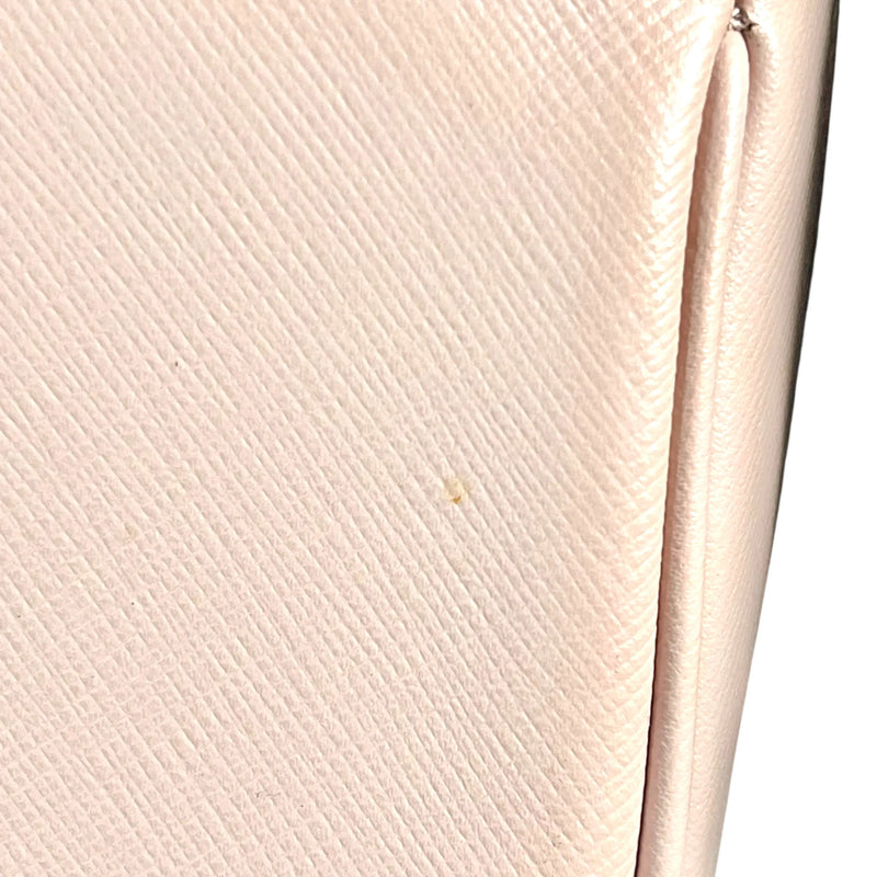 Ferragamo Gancini Leather Shoulder Bag - Pink 