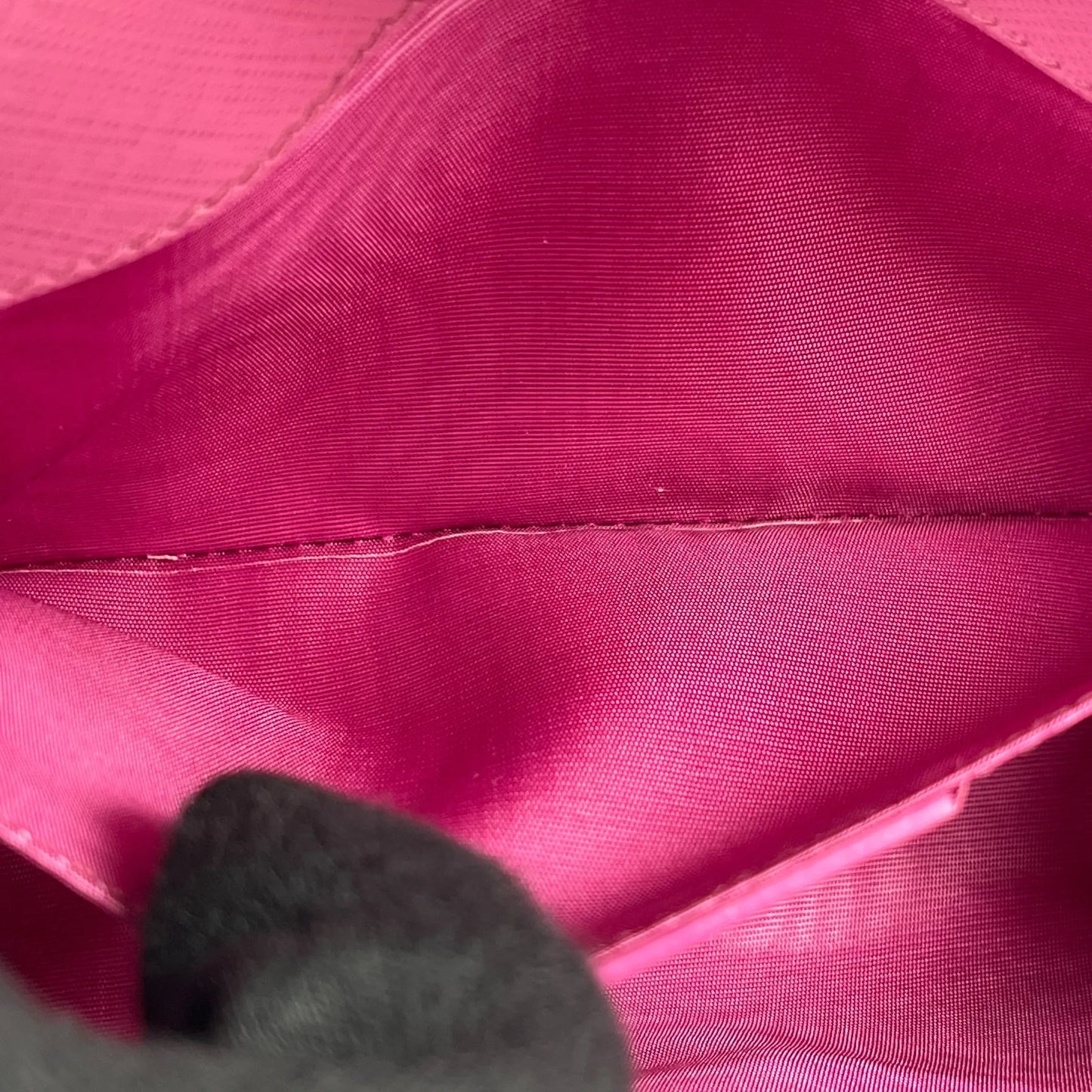 Ferragamo Vera Ribbon Shoulder Bag - Pink 