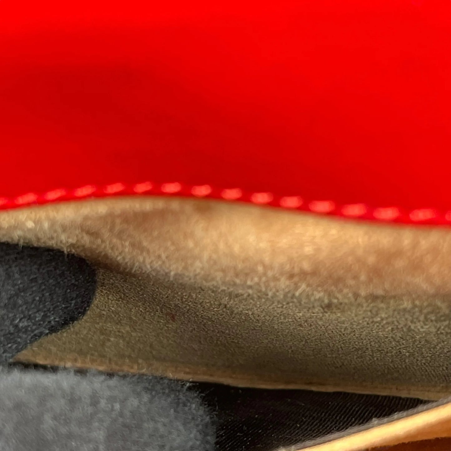 GUCCI Sylvie Chain Mini Handbag/Shoulder Bag - Red 