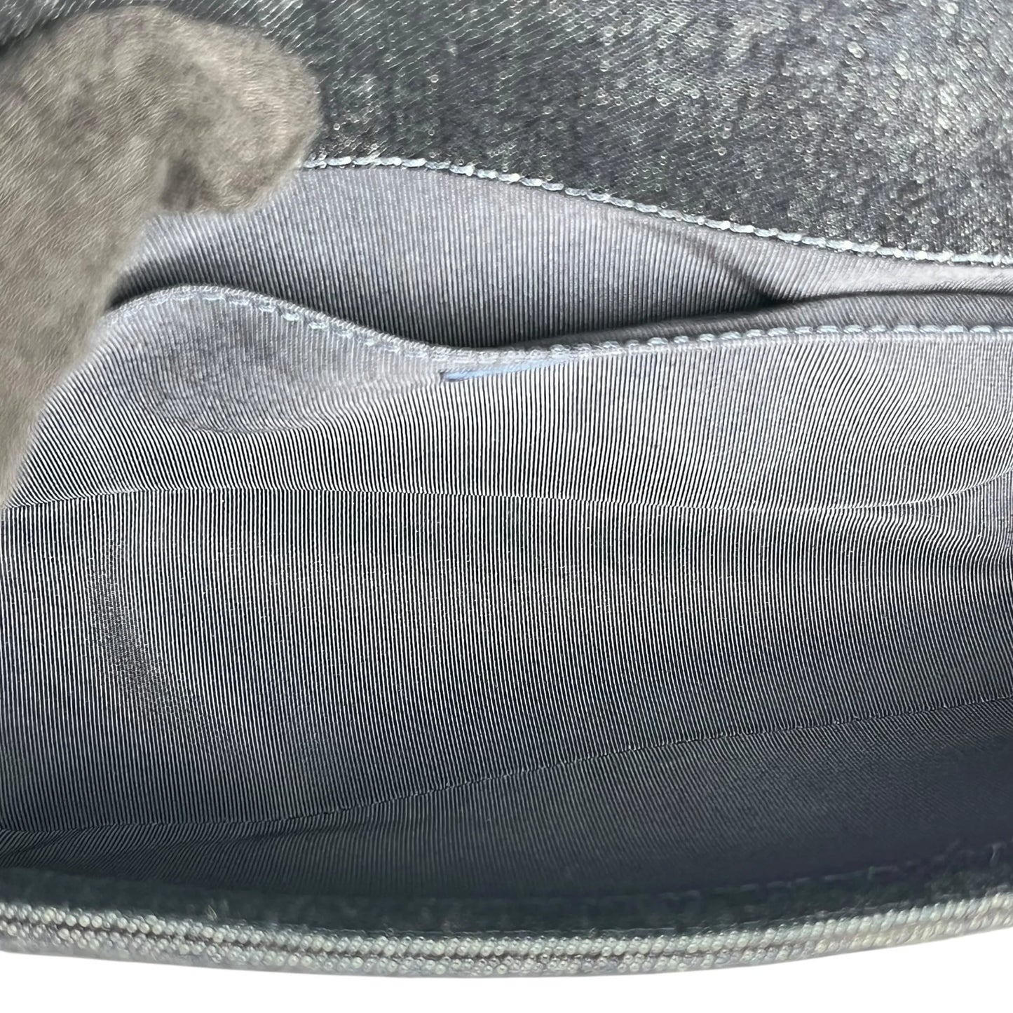 CHANEL ボーイ フラップ チェーンショルダーバッグ - ネイビー × マルチカラー