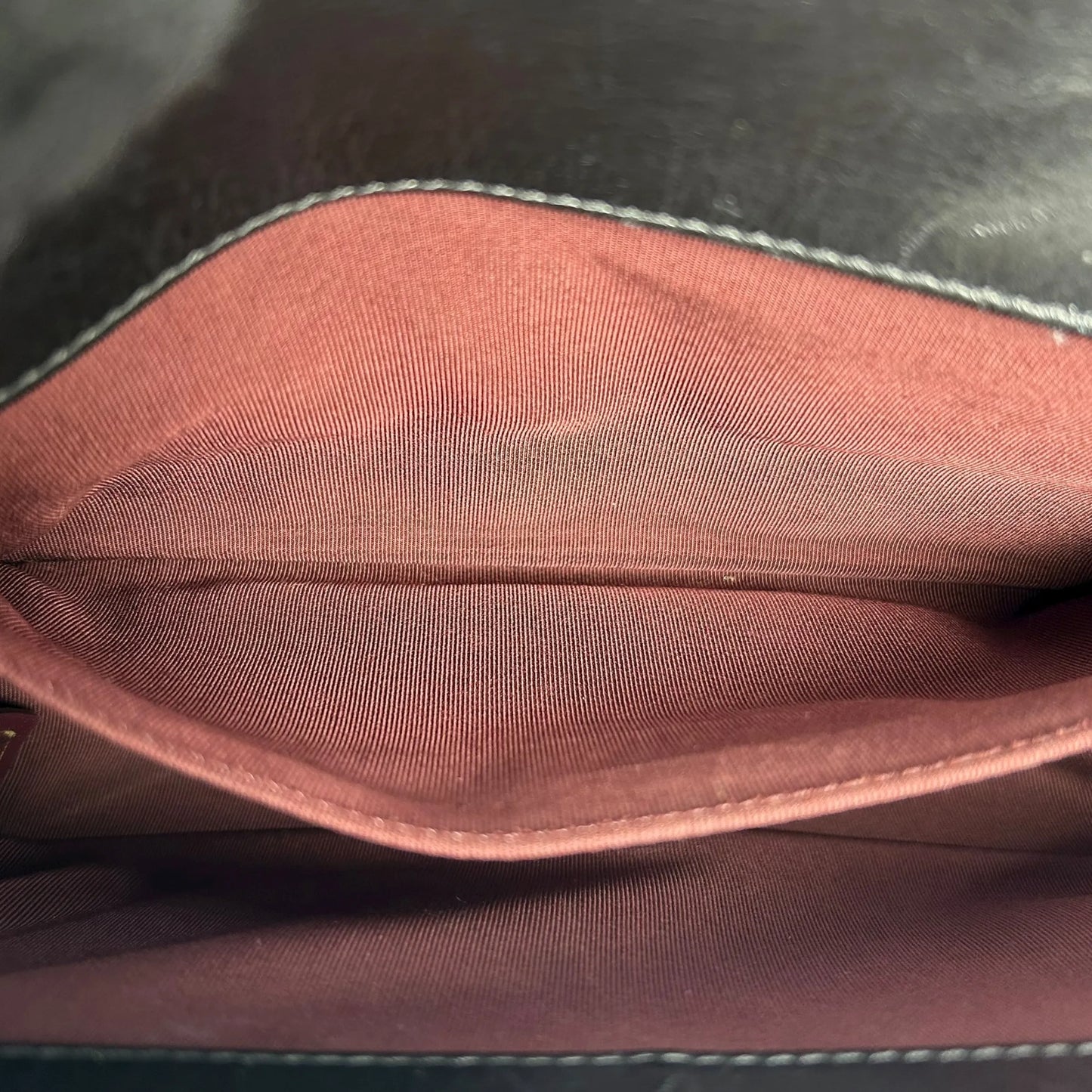 CHANEL Boy Chanel Leather Chain Shoulder Bag - Black 