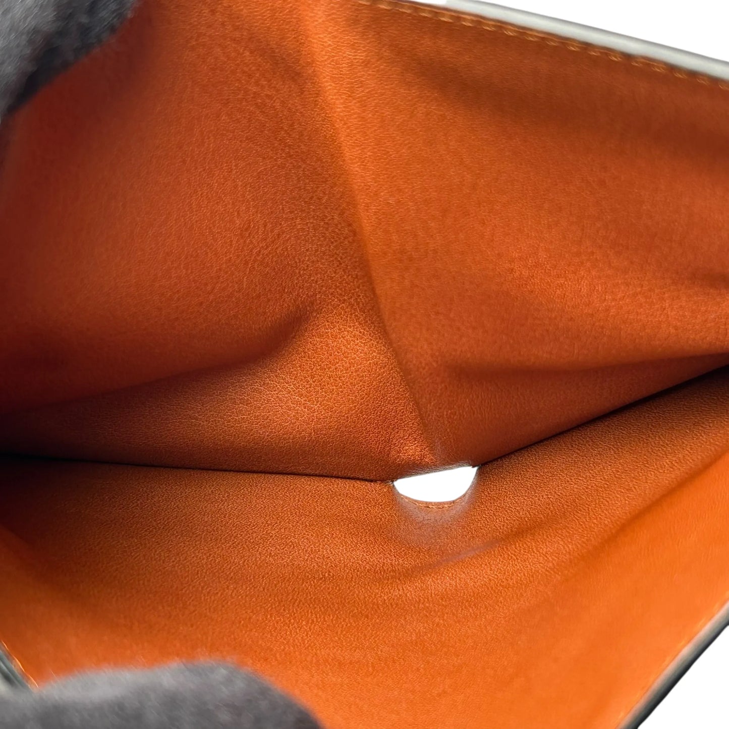 Loewe Vertical Small Wallet Calfskin Compact Wallet - Navy 