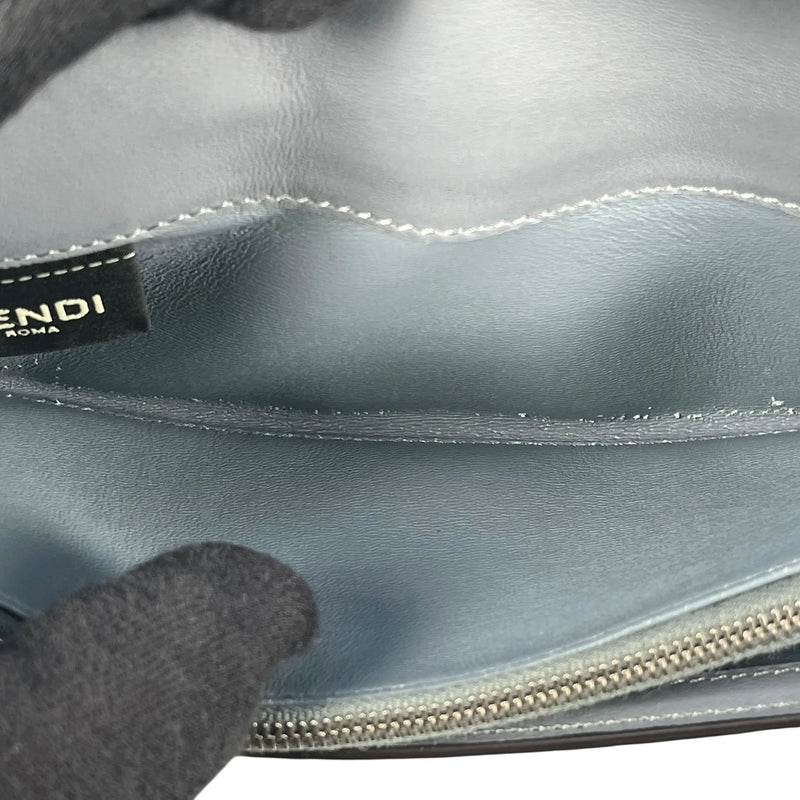 FENDI ピーカブー コンチネンタル ロングウォレット - ブルー