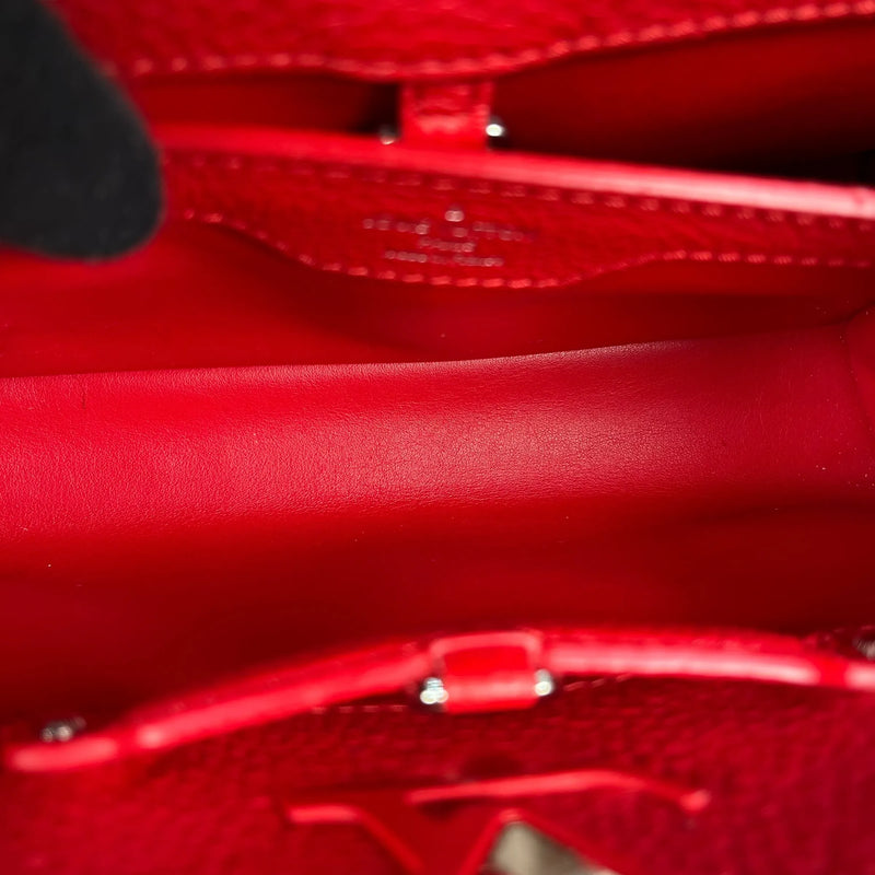 LOUIS VUITTON Capucines BB Leather Handbag/Shoulder Bag - Red 