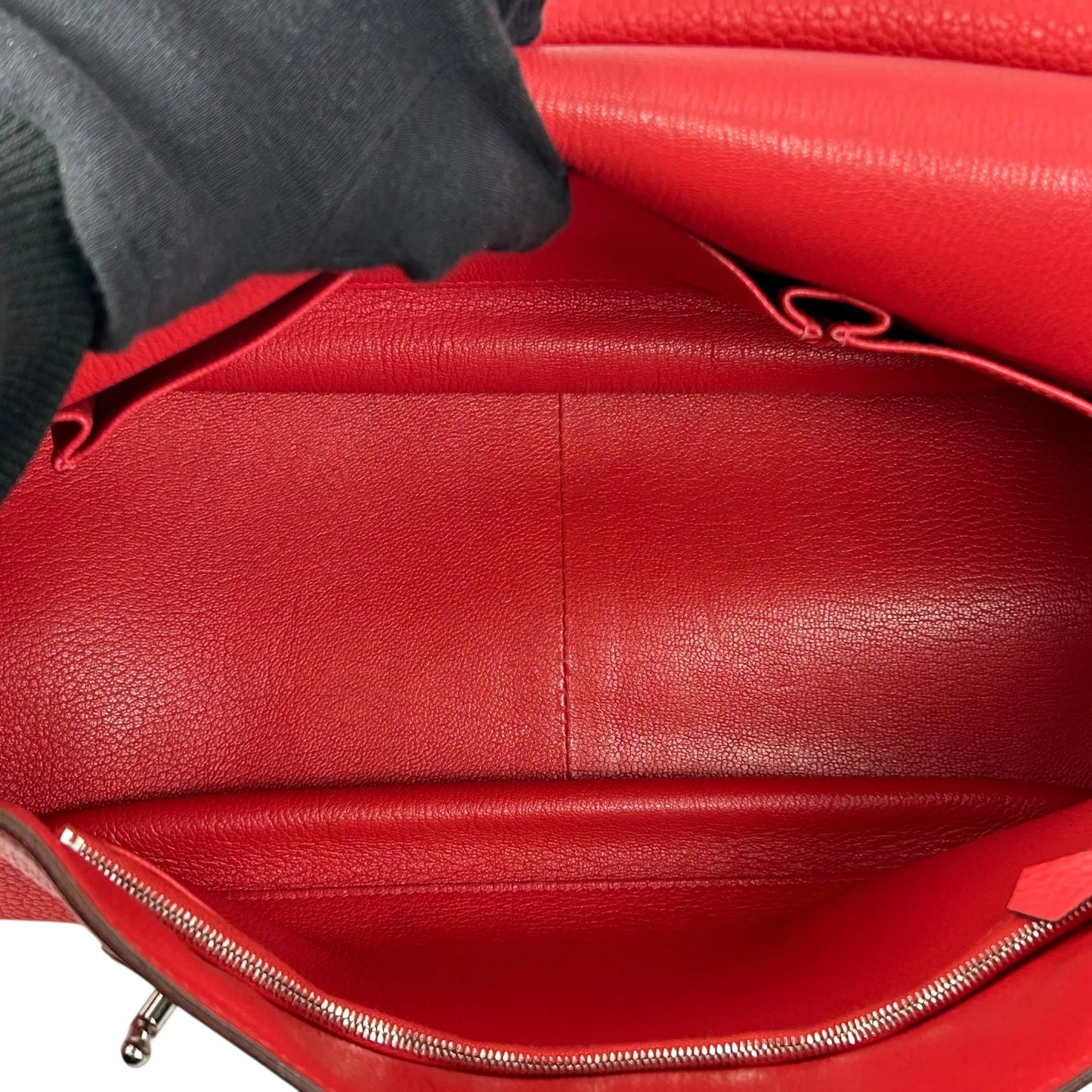 Hermès Gypsiere 37 Shoulder Bag in Taurillon Clemence Leather with N Stamp (2010) - Red 