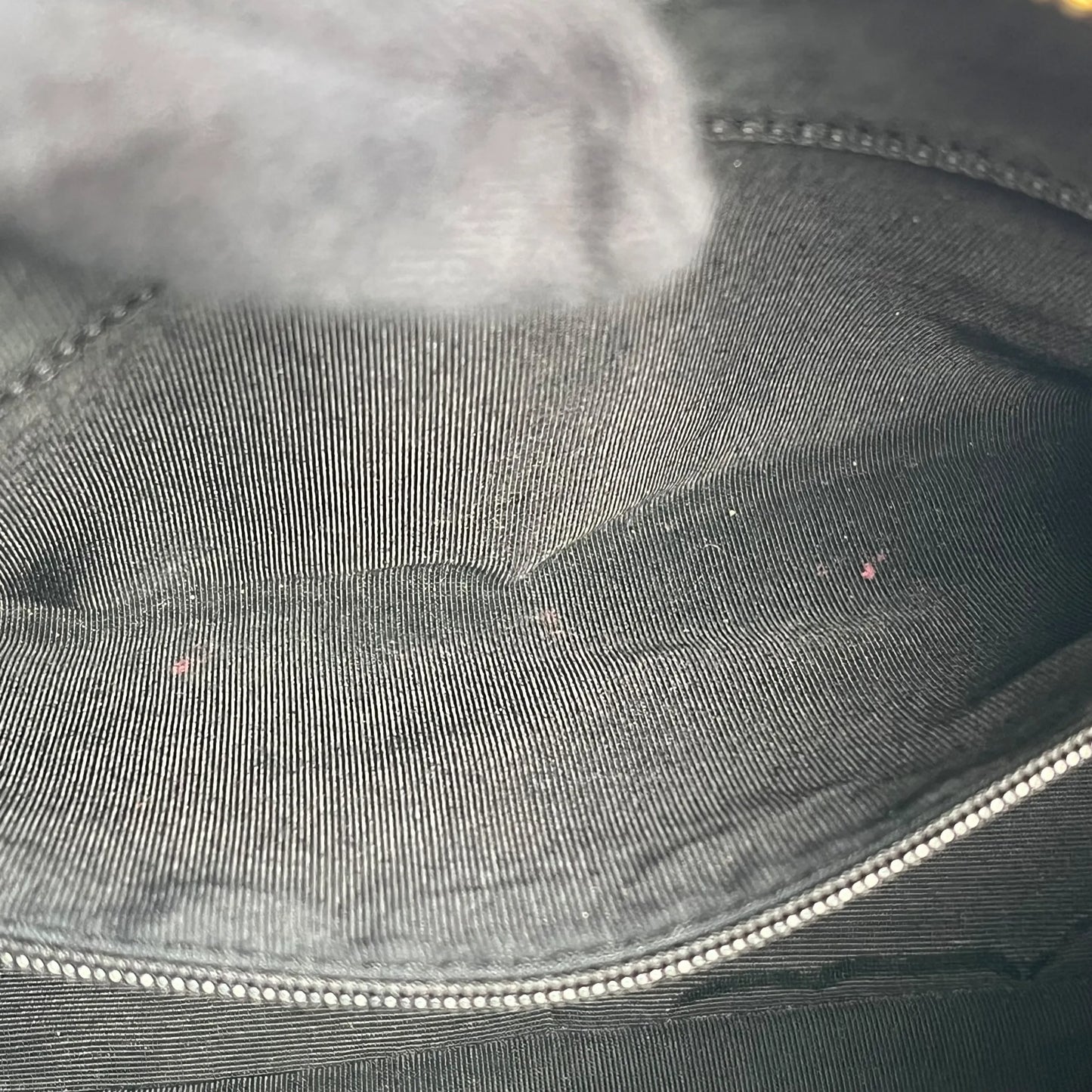 CHANEL Matelasse Caviar Leather Chain Shoulder Bag - Black 