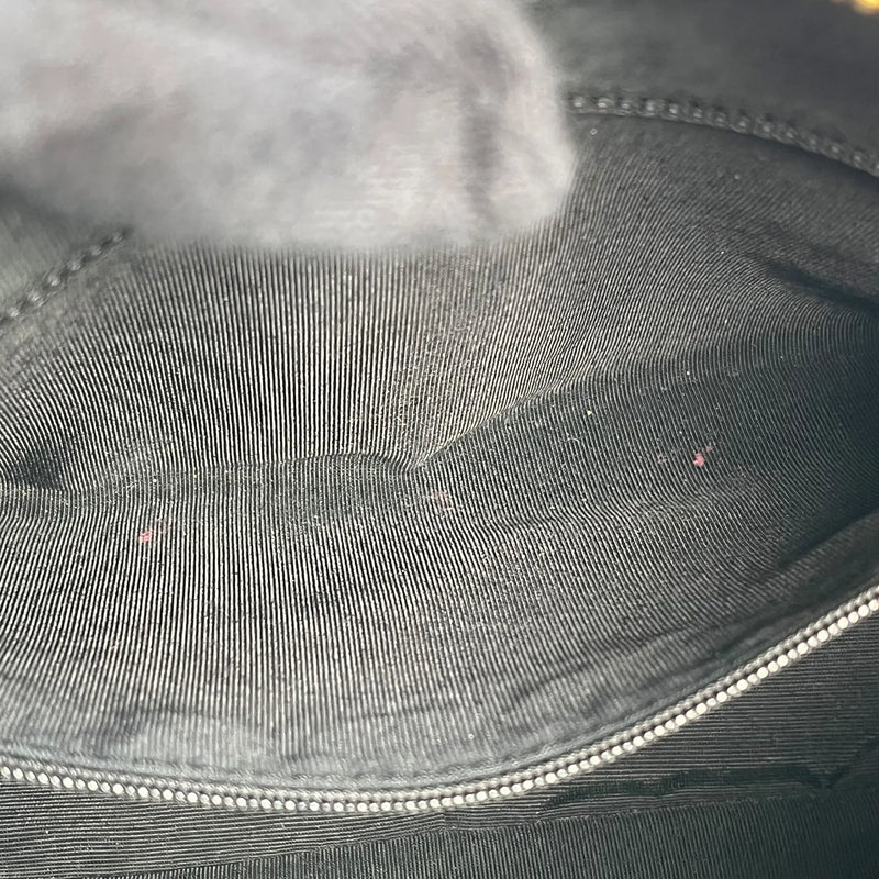 CHANEL Matelasse Caviar Leather Chain Shoulder Bag - Black 