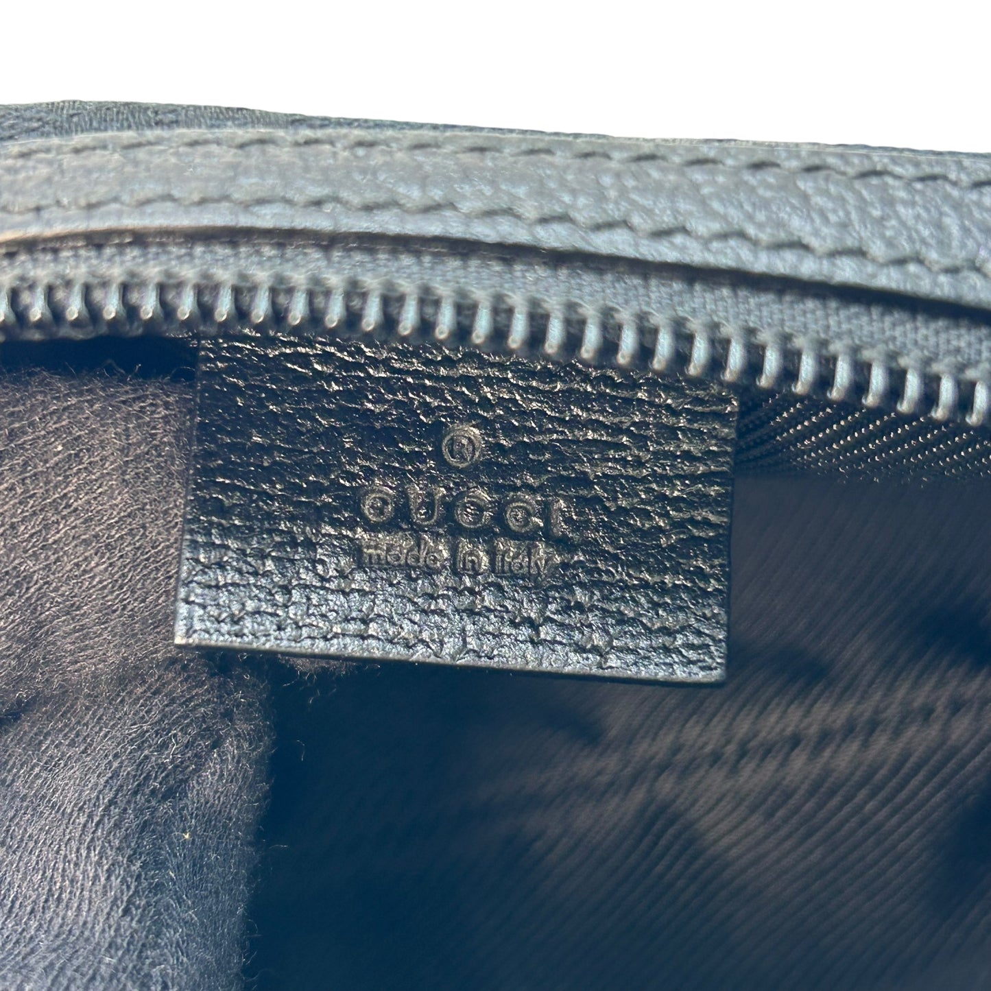 GUCCI GG Canvas Pouch - Black 