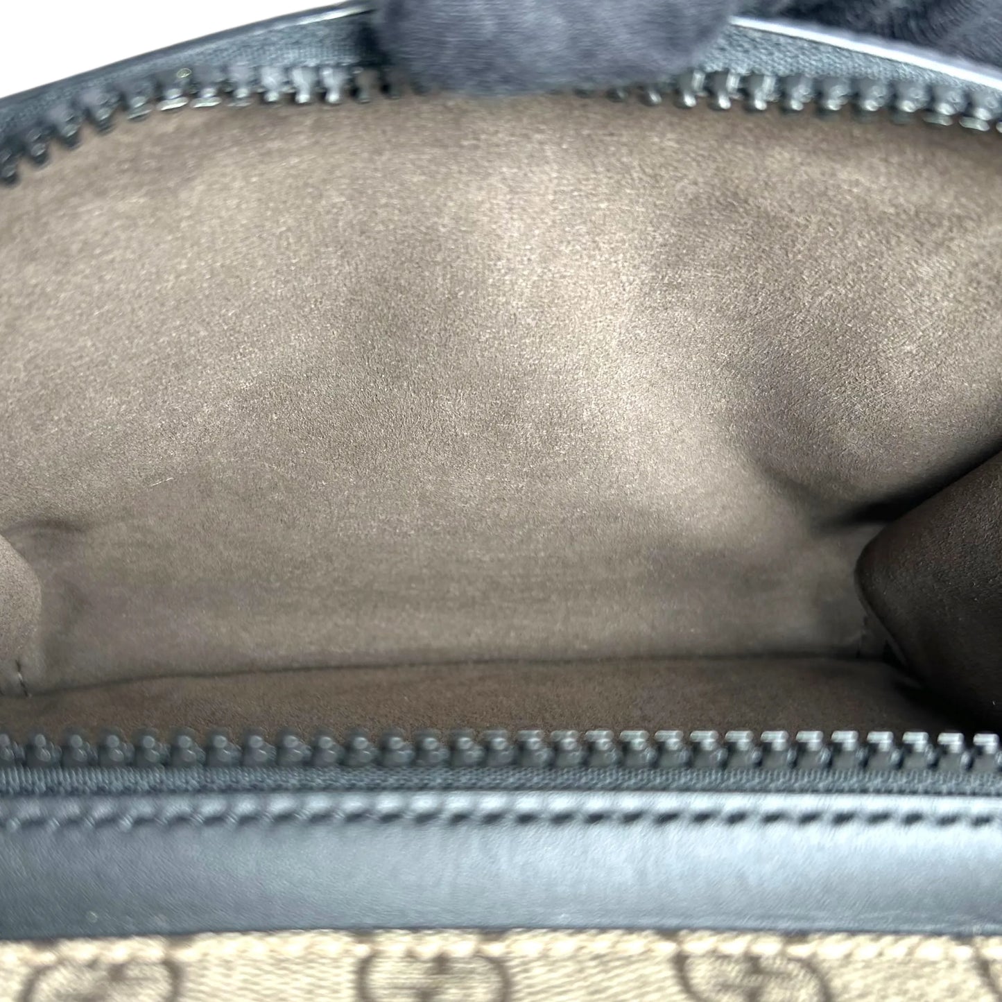 GUCCI GG Supreme Canvas Small Backpack - Beige and Black 